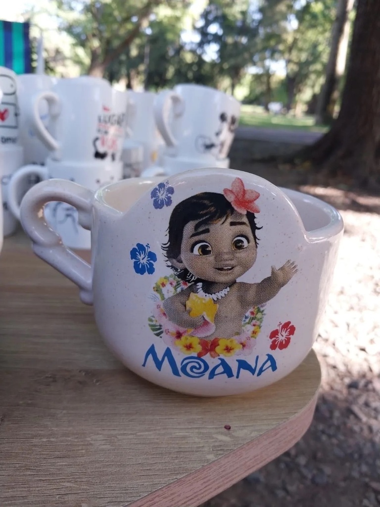 Taza Formis Moana 02.jpg