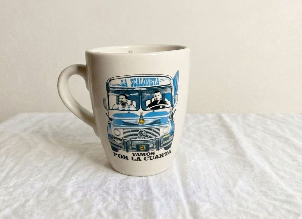 Taza Formis Argentina 03.jpg