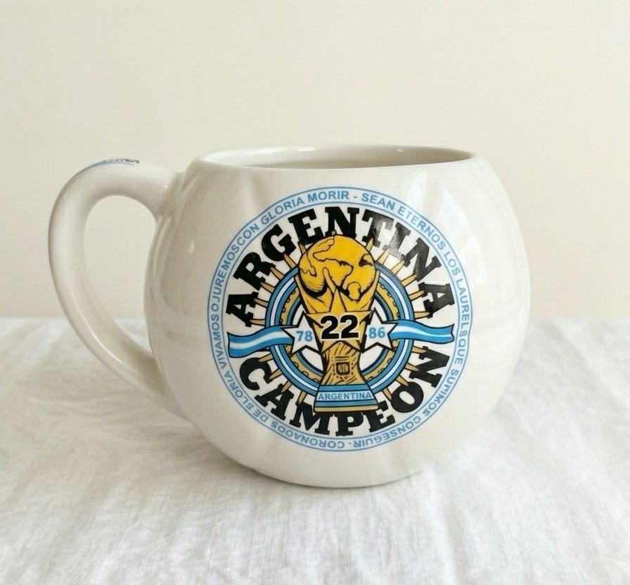 Taza Pelota Futbol Argentina 05.jpg