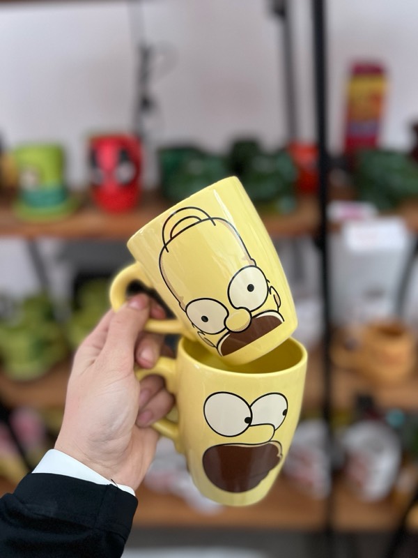 Taza Homero bombe 02.jpg