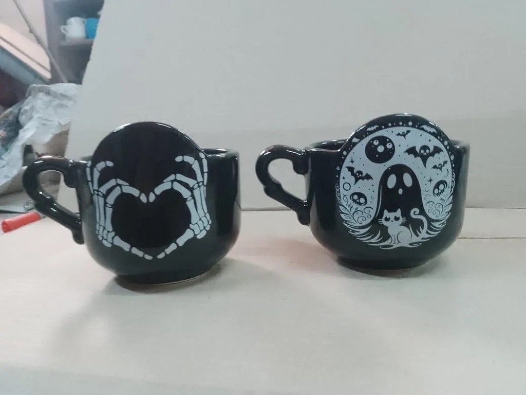 Taza Formis Jack Halloween negro 03.jpg