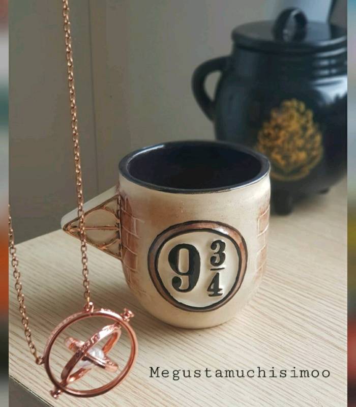 [MGM-147] Taza 3D Andén 9 y tres cuartos - Harry Potter