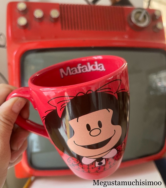 [MGM-168] Taza Bombé Mafalda roja