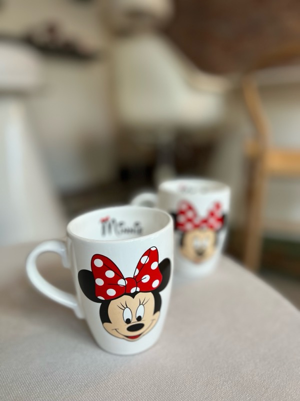 [MGM-184] Taza Bombé Minnie Mouse - Disney