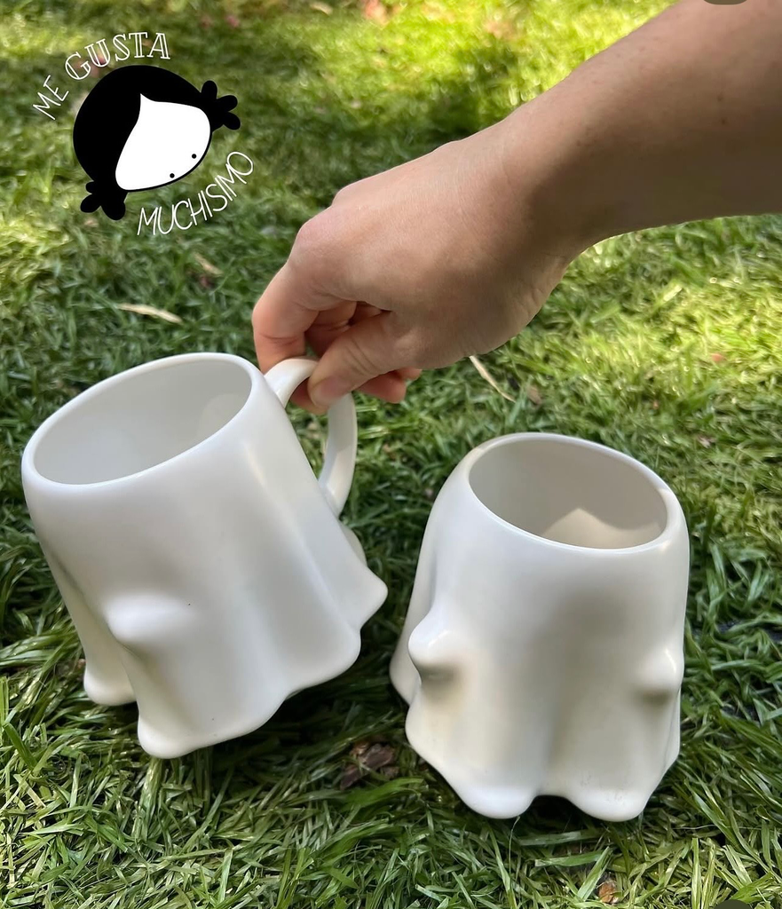Taza 3D Fantasmas Blancos