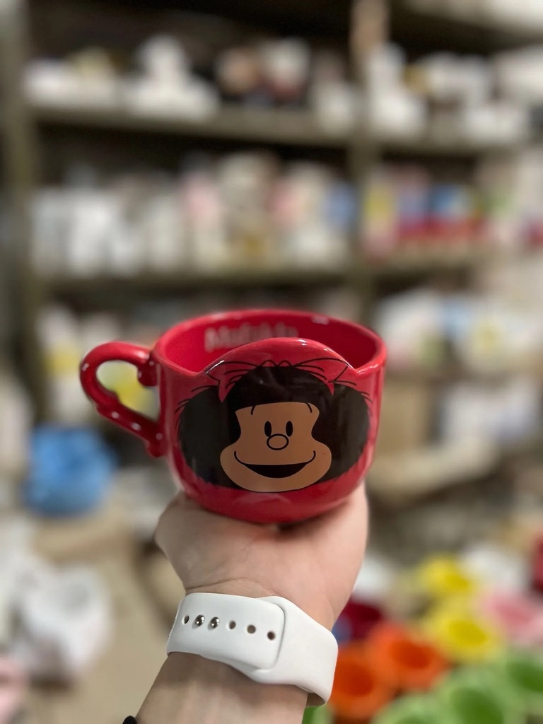 [MGM-048] Taza Formis Mafalda roja