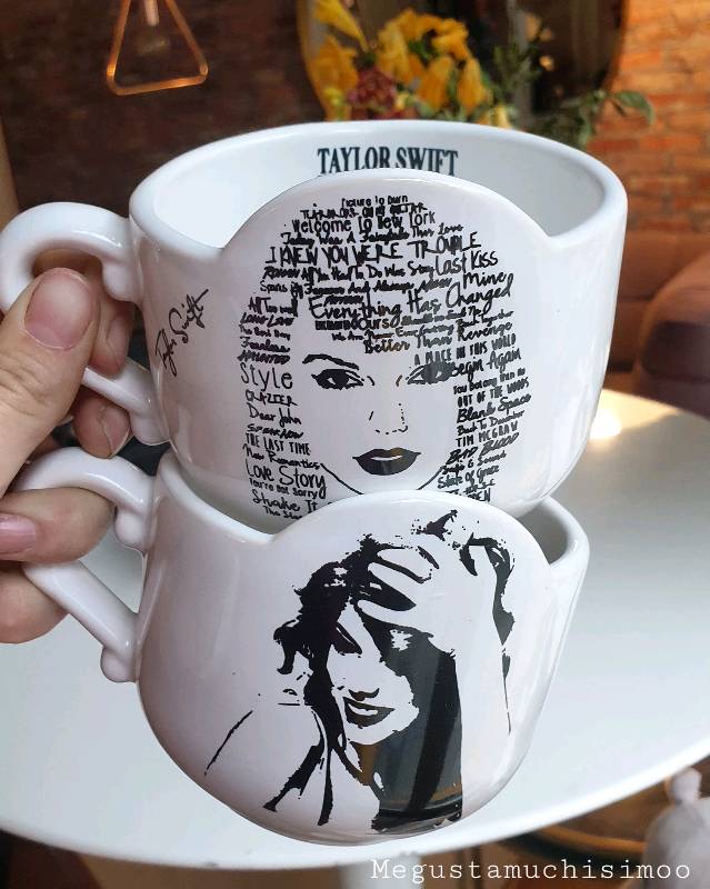 [MGM-061] Taza Taylor Swift - Diseños en blanco y negro