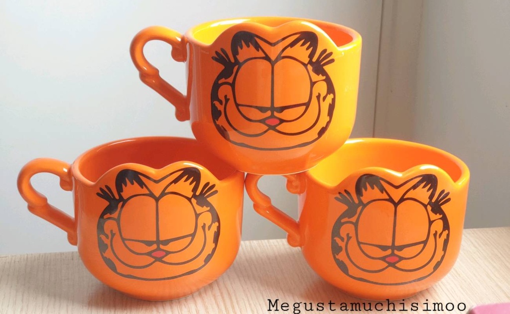 Taza Formis Garfield naranja